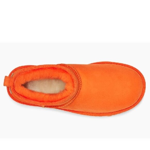 UGG Women's Classic Ultra Mini Ankle Boot - Picture 4 of 9